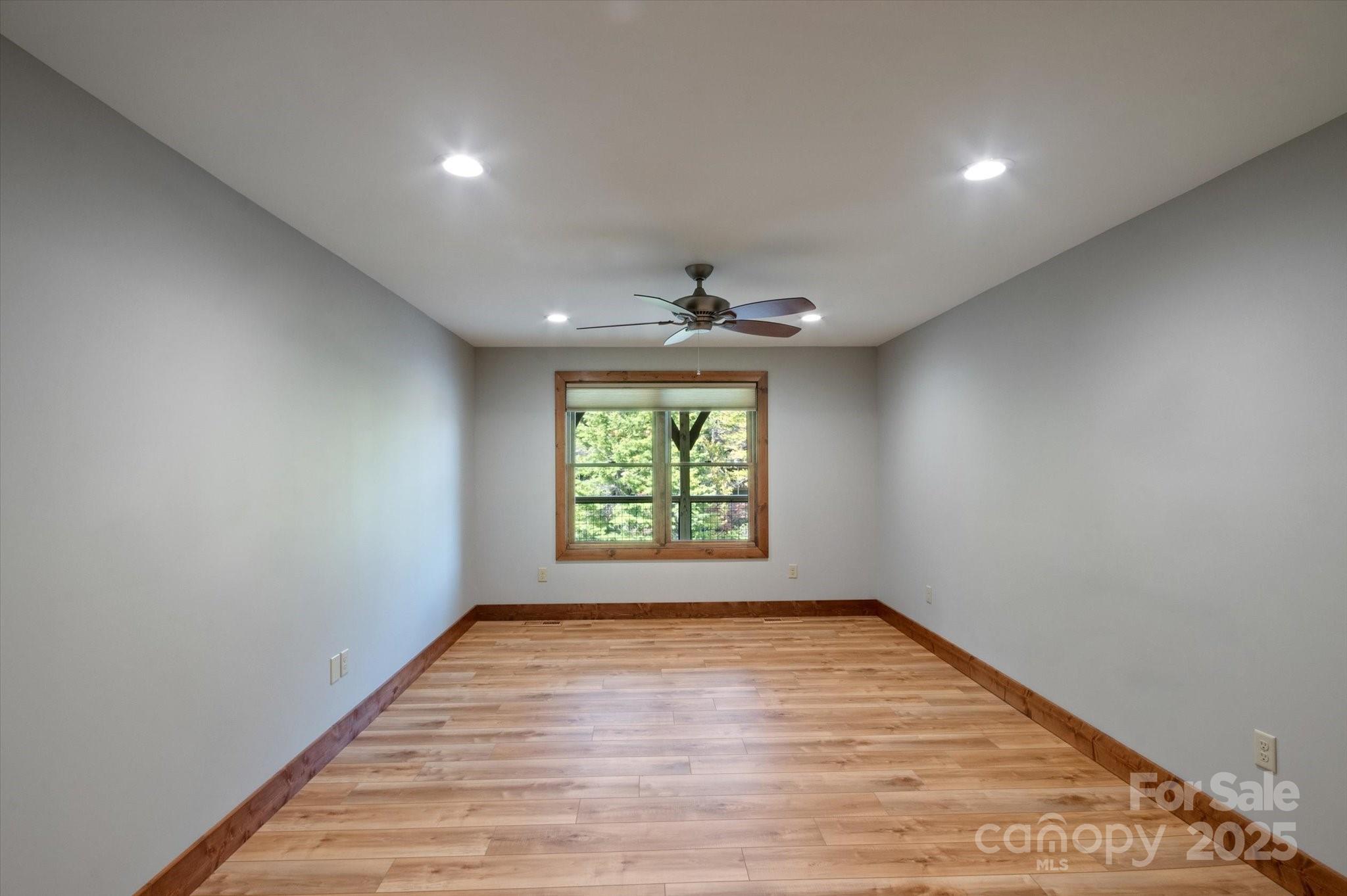 Connestee Falls - Residential