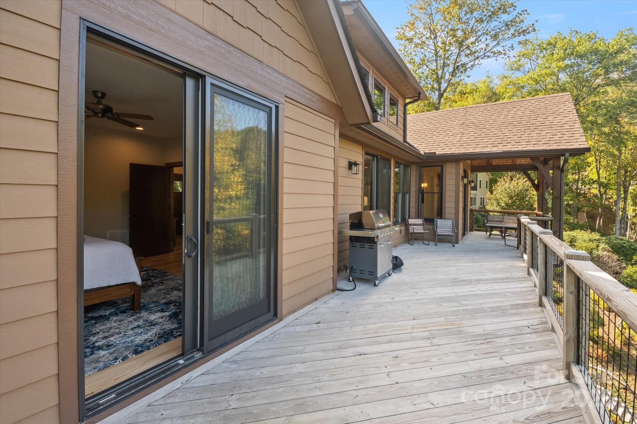 Connestee Falls - Residential