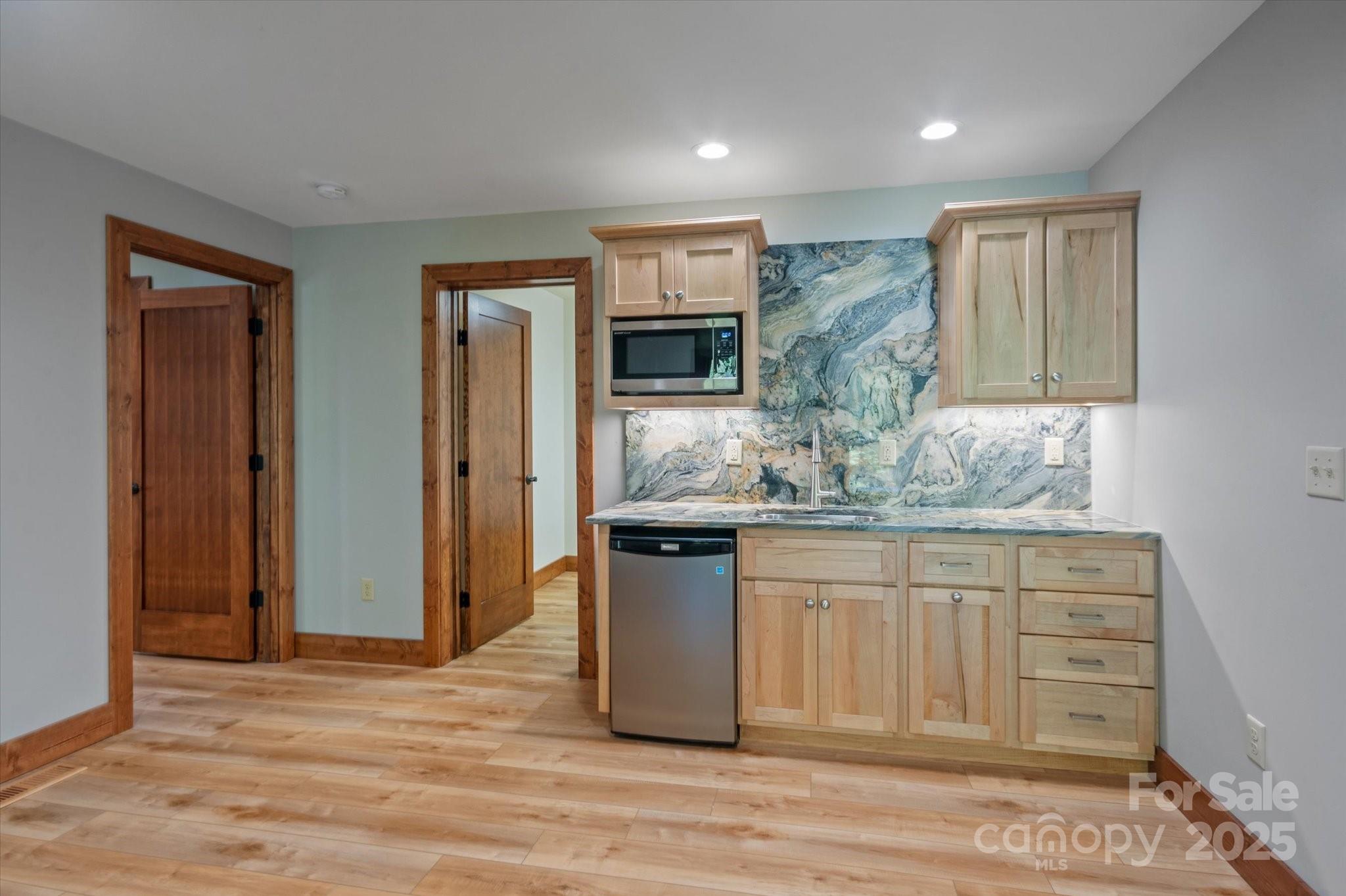 Connestee Falls - Residential