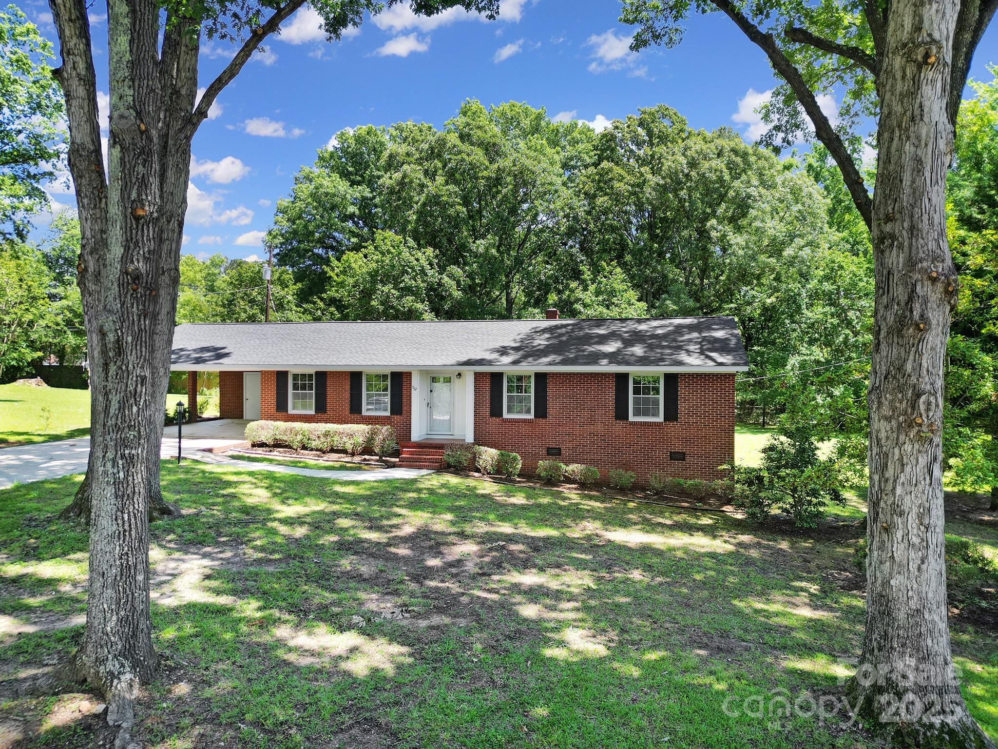 967 Hilldale Drive