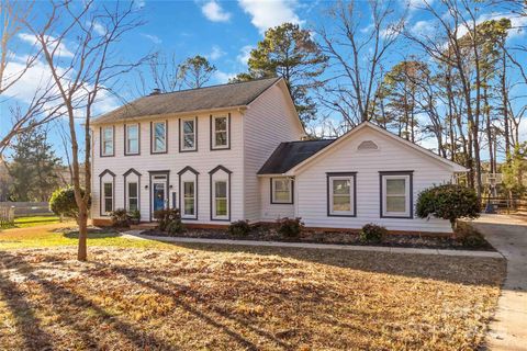 Photo of 15101 Dartford Lane, Mint Hill, NC 28227 (MLS # 4328503)
