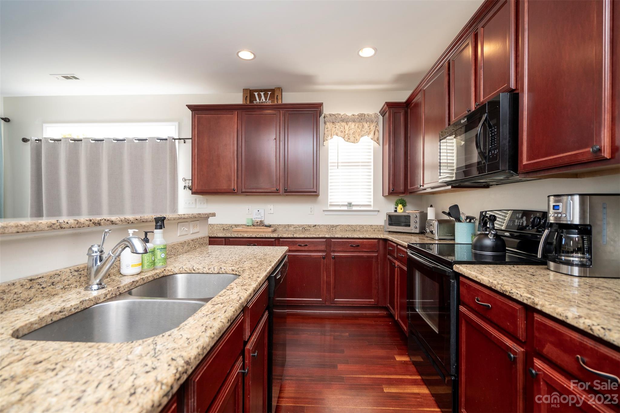 Waterlynn - Residential