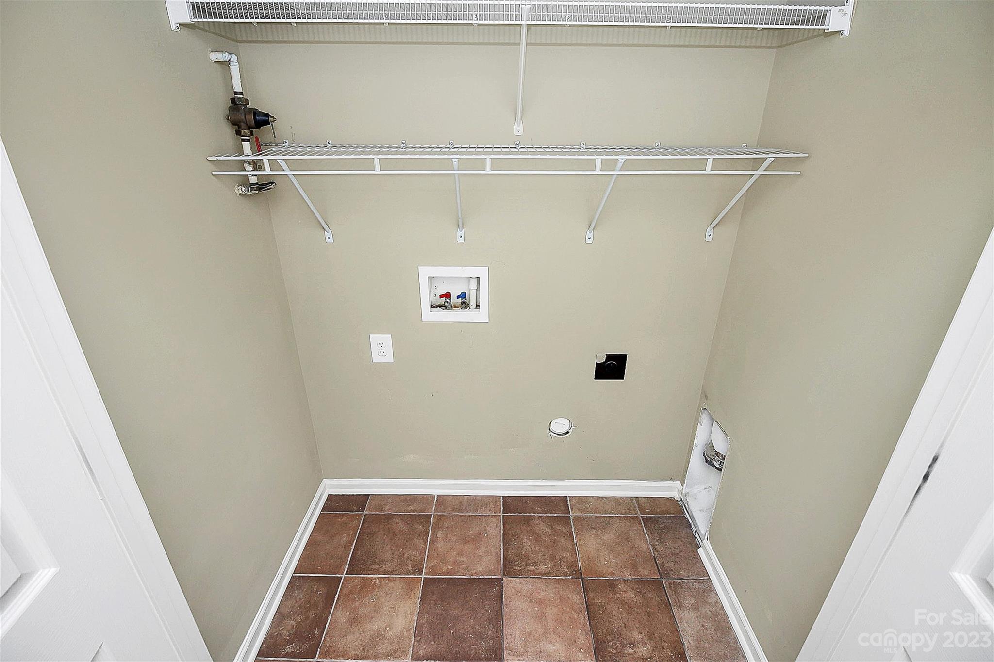 Lake Shore On Lake Wylie - Residential