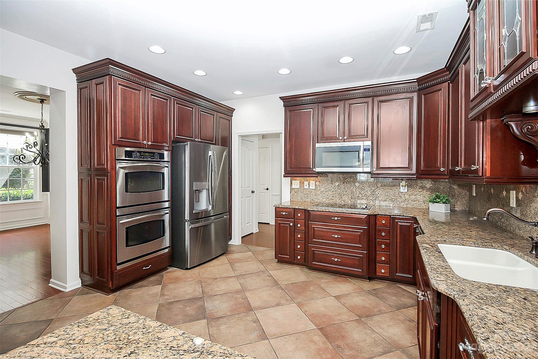 Lake Shore On Lake Wylie - Residential