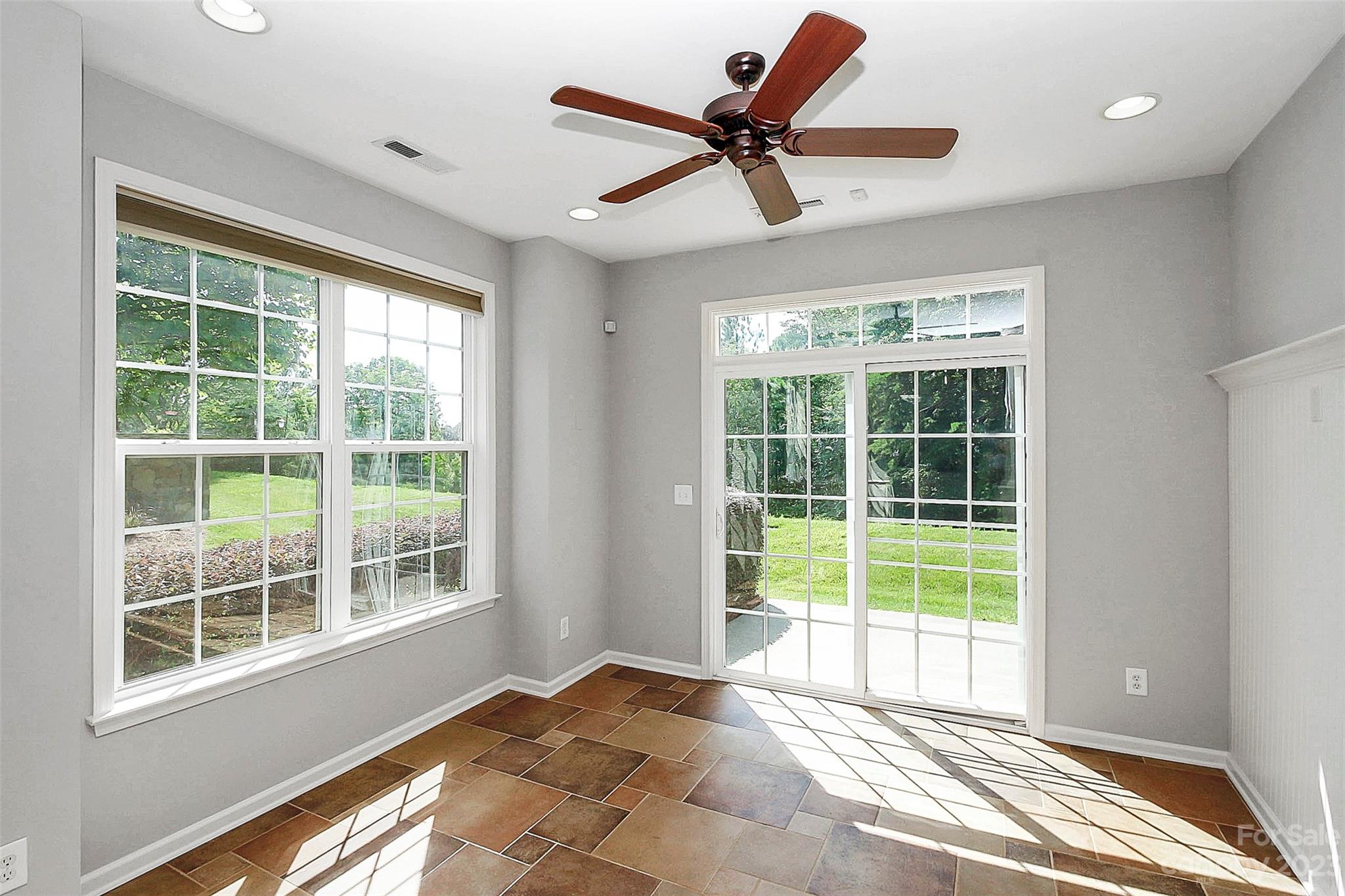 Lake Shore On Lake Wylie - Residential