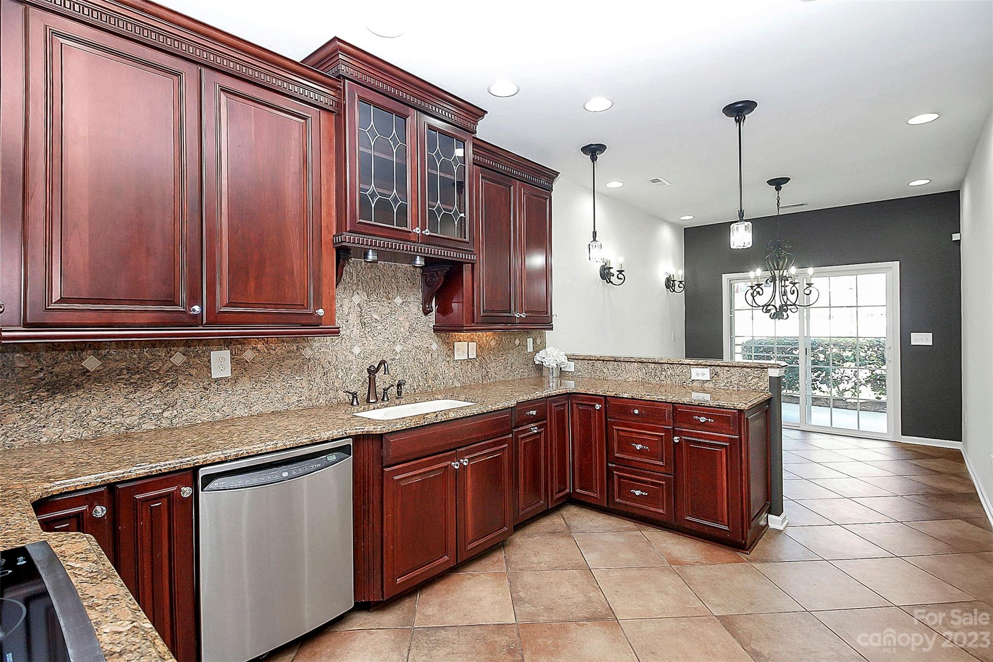 Lake Shore On Lake Wylie - Residential