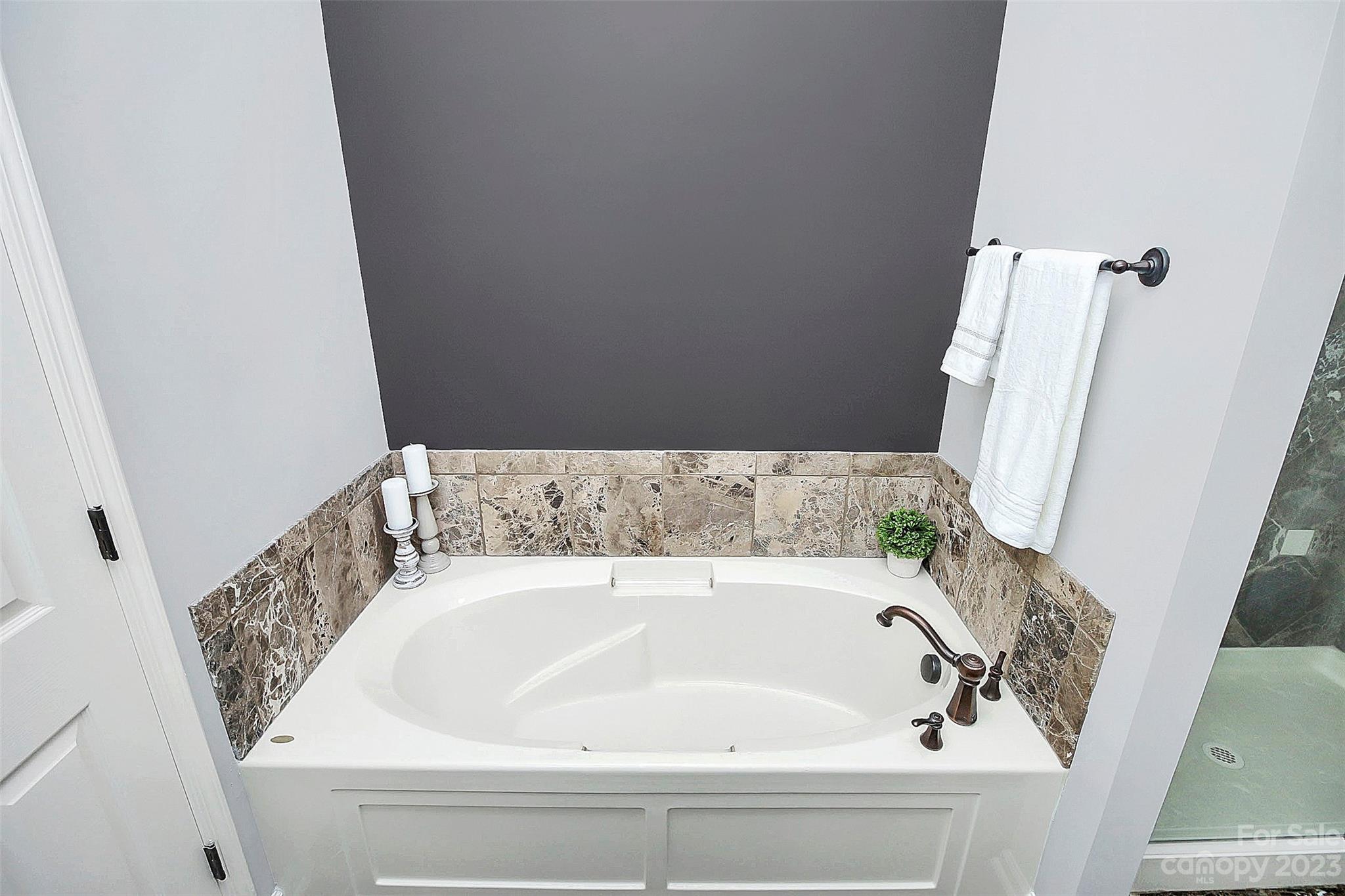 Lake Shore On Lake Wylie - Residential