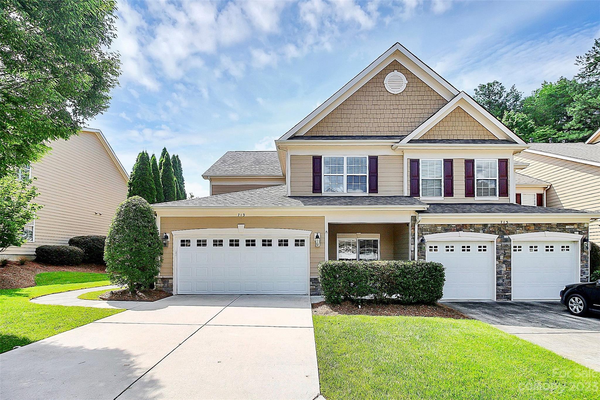 Lake Shore On Lake Wylie - Residential