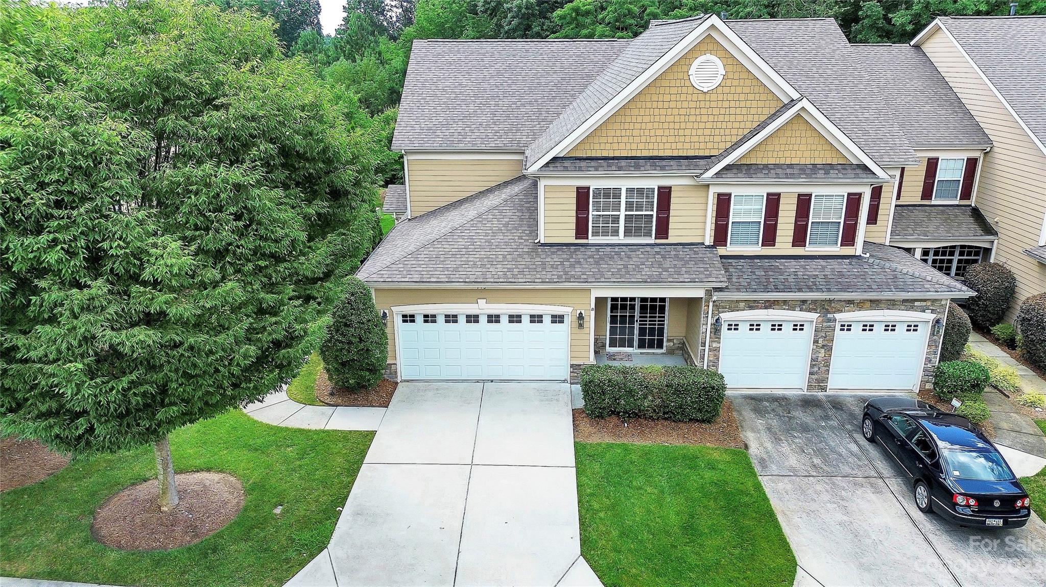 Lake Shore On Lake Wylie - Residential