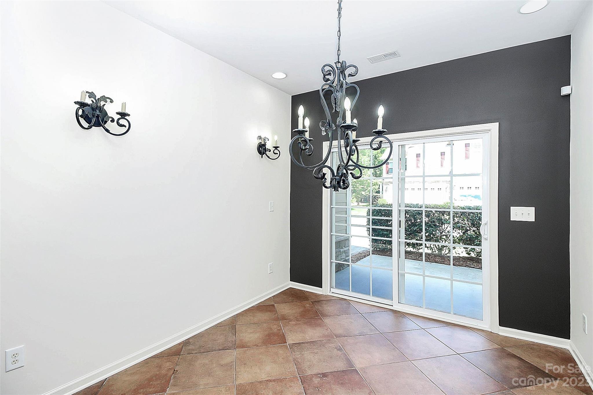 Lake Shore On Lake Wylie - Residential