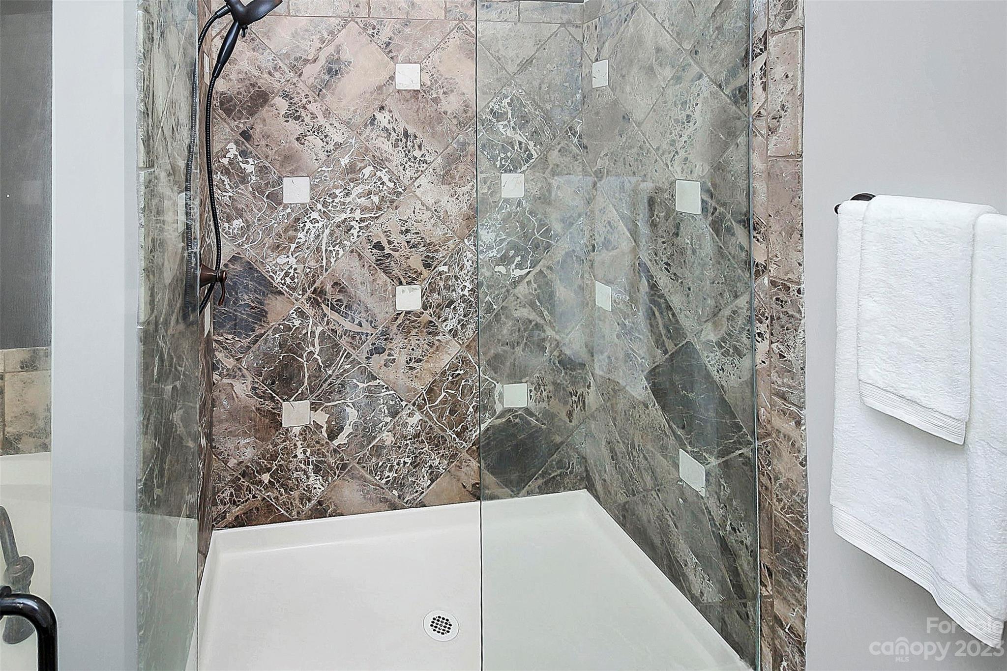 Lake Shore On Lake Wylie - Residential