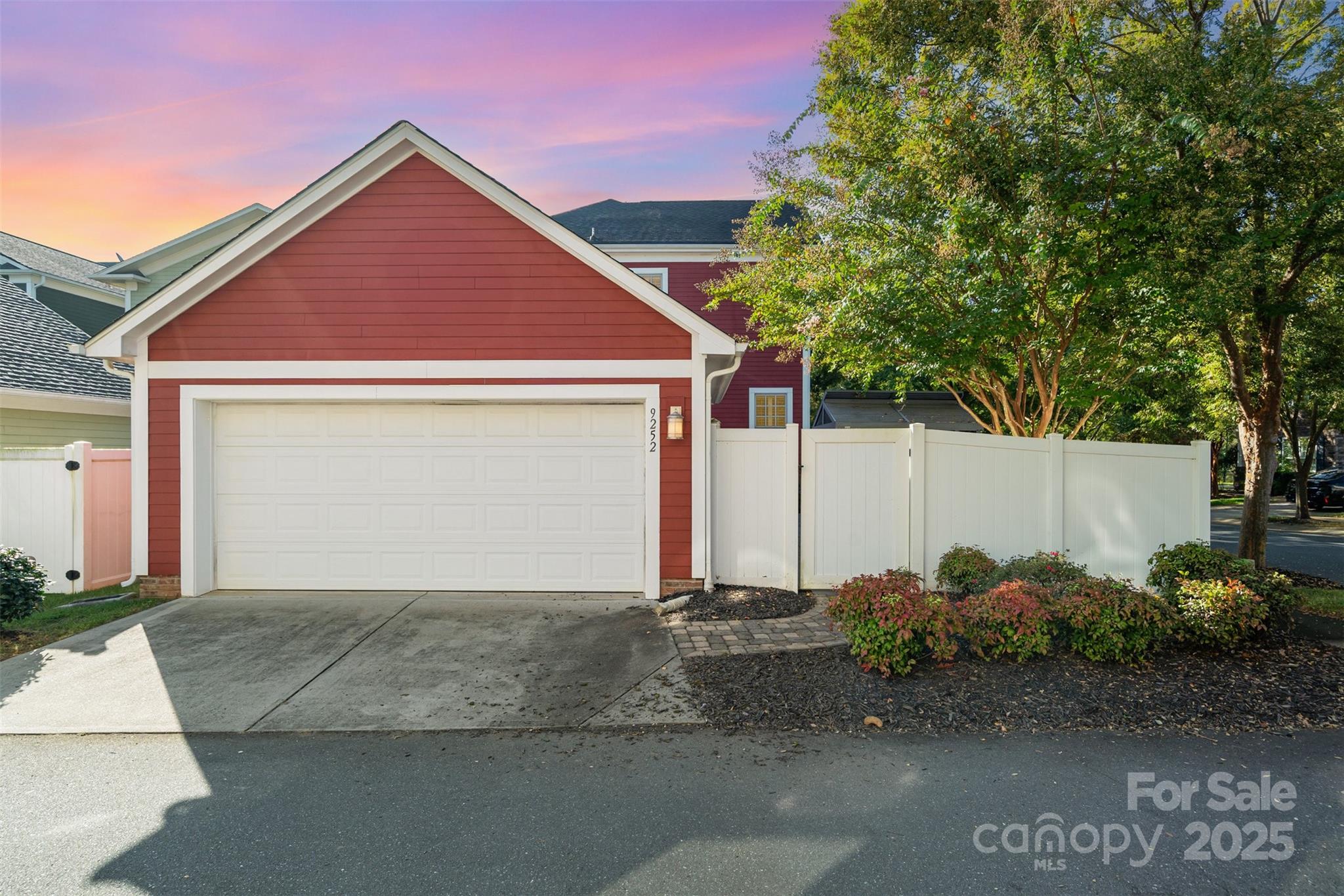 Ardrey Crest - Residential