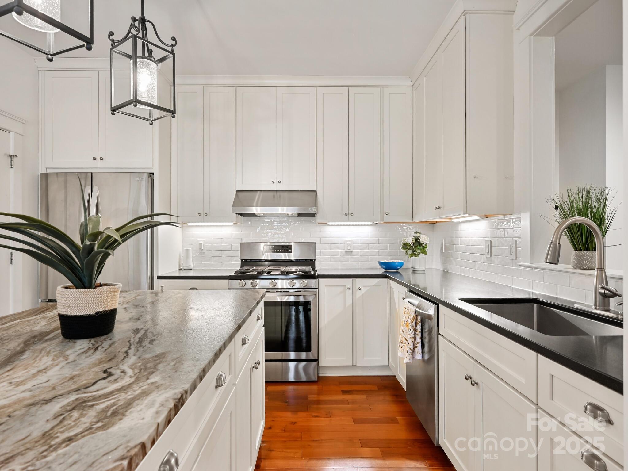 1343 Heathbrook Circle