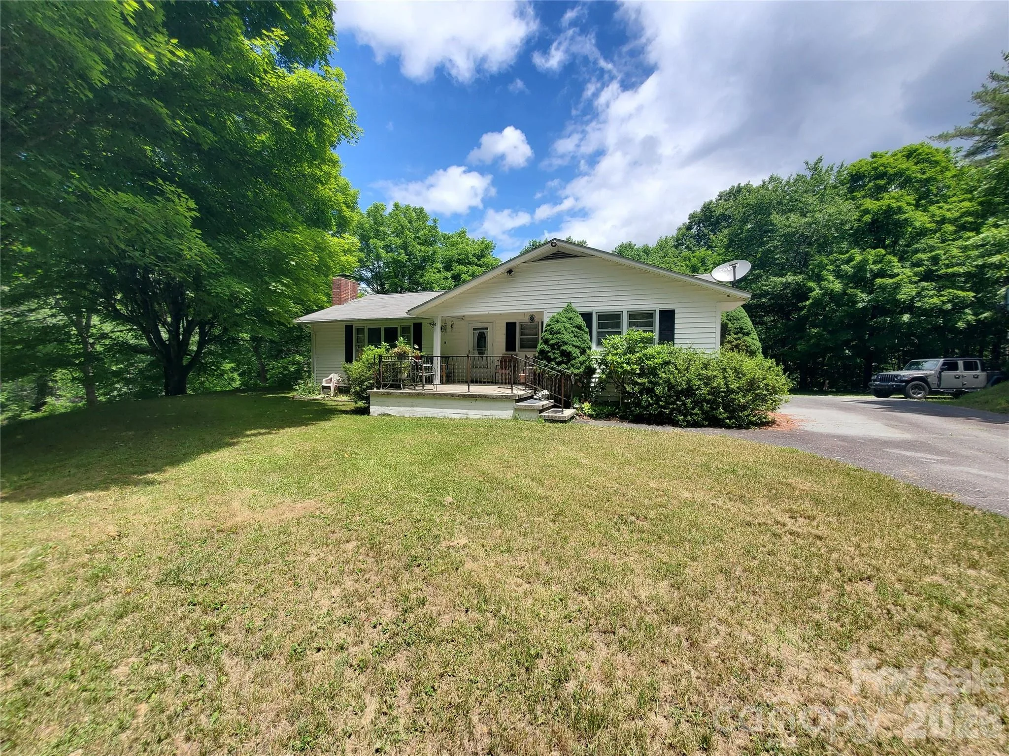 886 Hanging Rock Road, Spruce Pine, NC, 28777