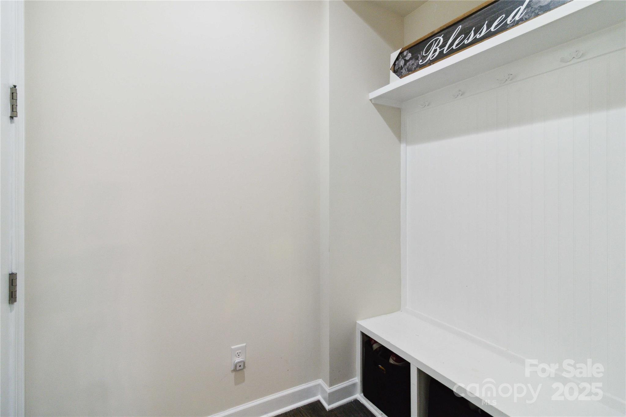 Lake Crest - Residential