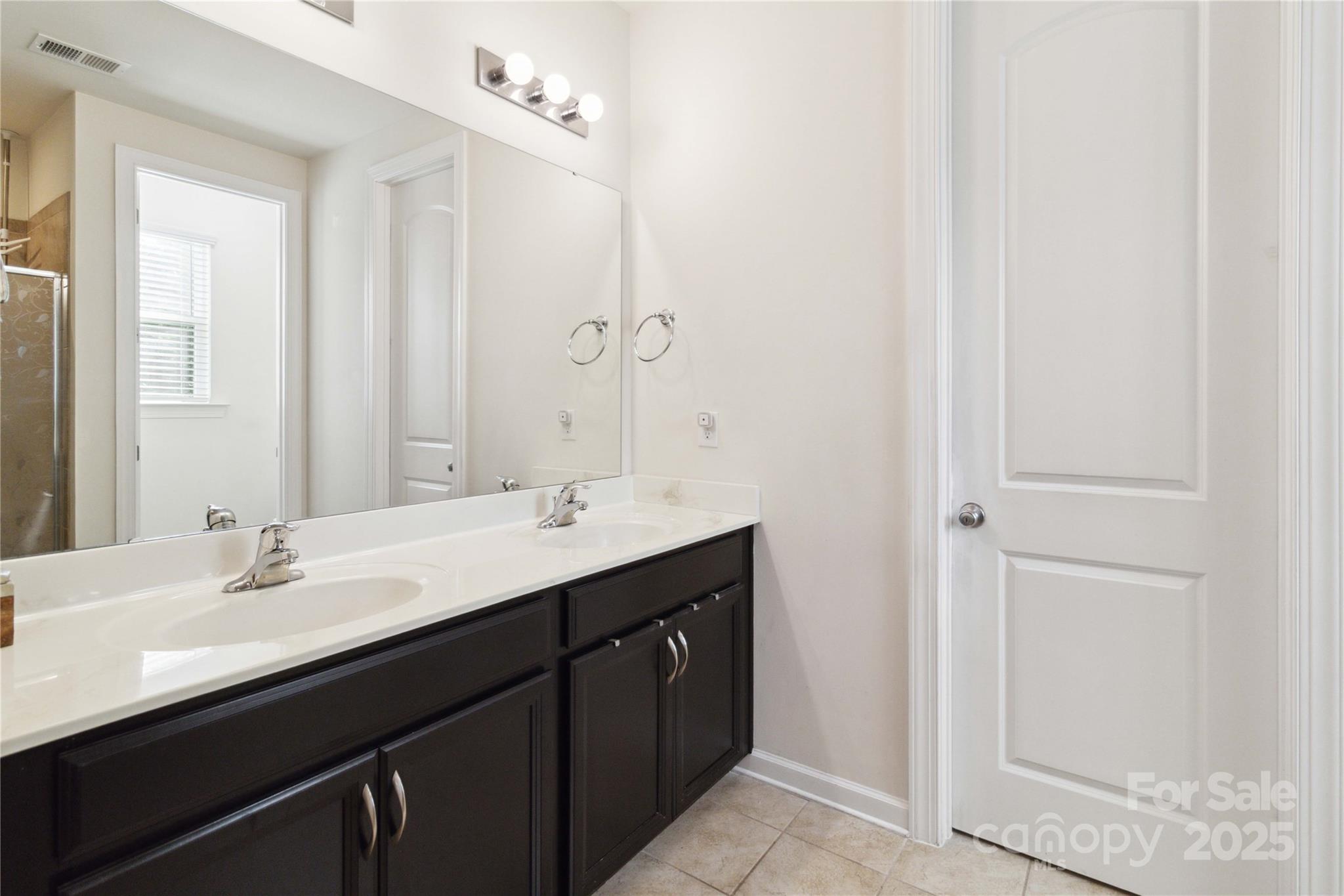 Lake Crest - Residential