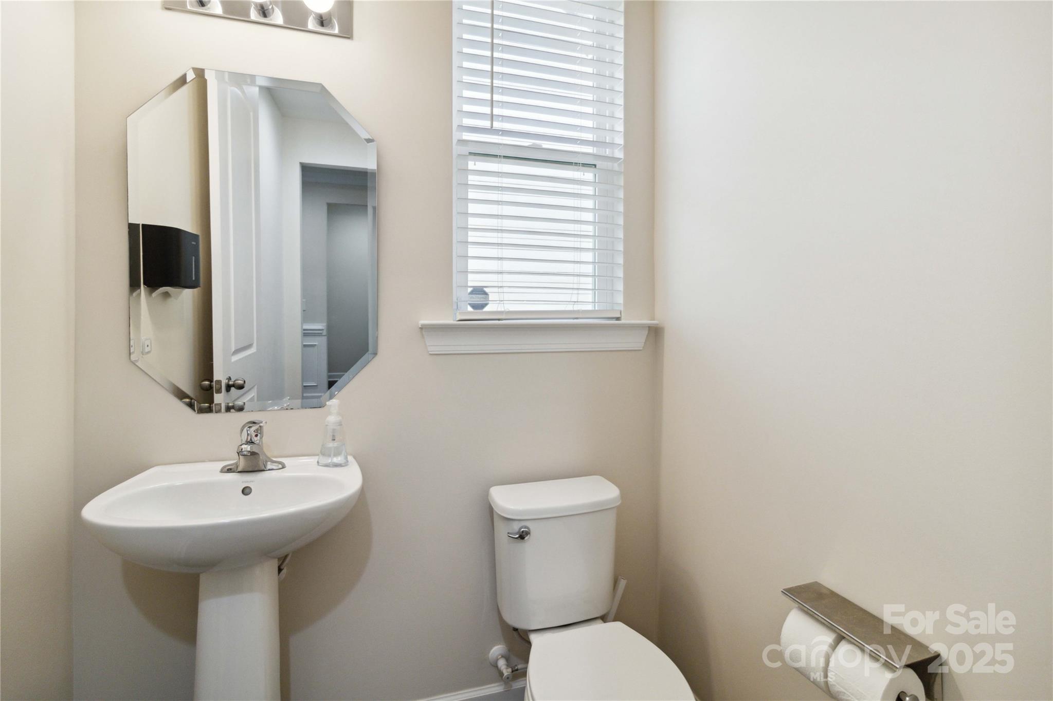 Lake Crest - Residential