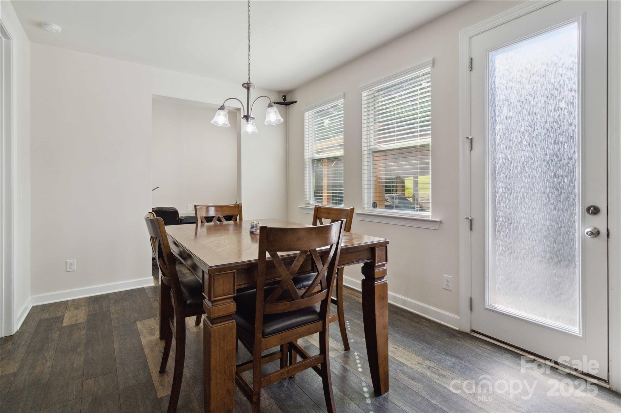 Lake Crest - Residential