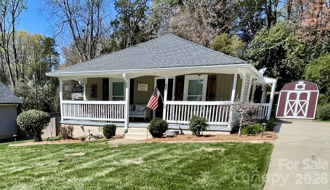 802 Fargo Drive SW