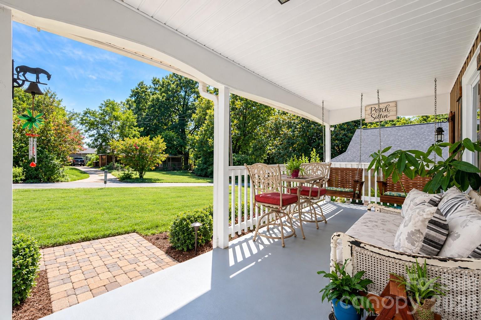 802 Fargo Drive SW
