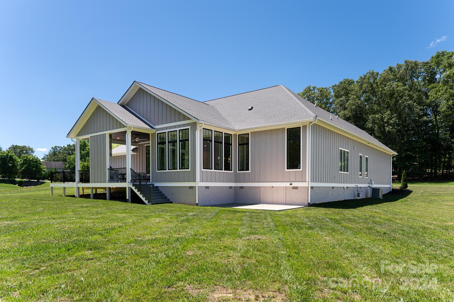 Skytop Farm - Residential