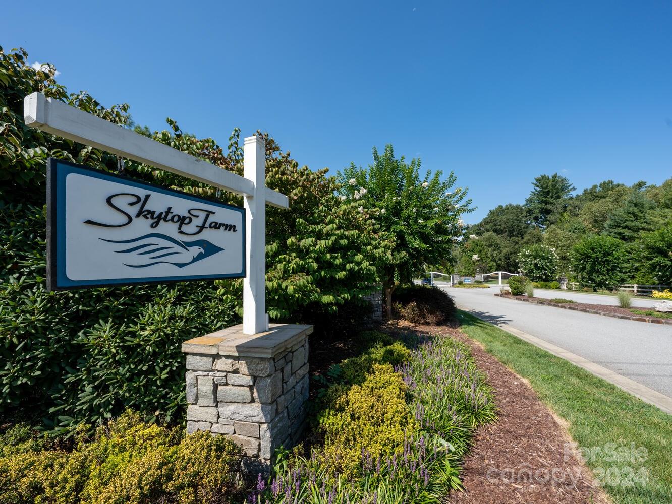 Skytop Farm - Residential