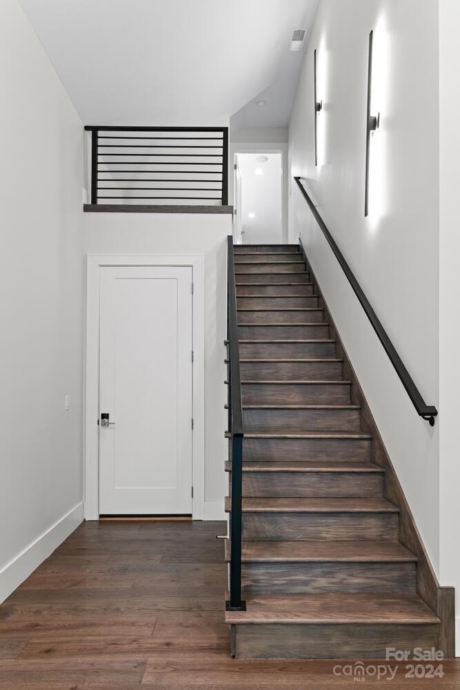 Skytop Farm - Residential