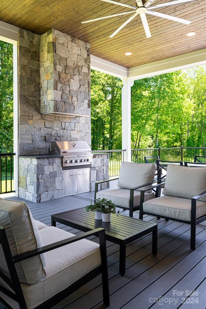 Skytop Farm - Residential