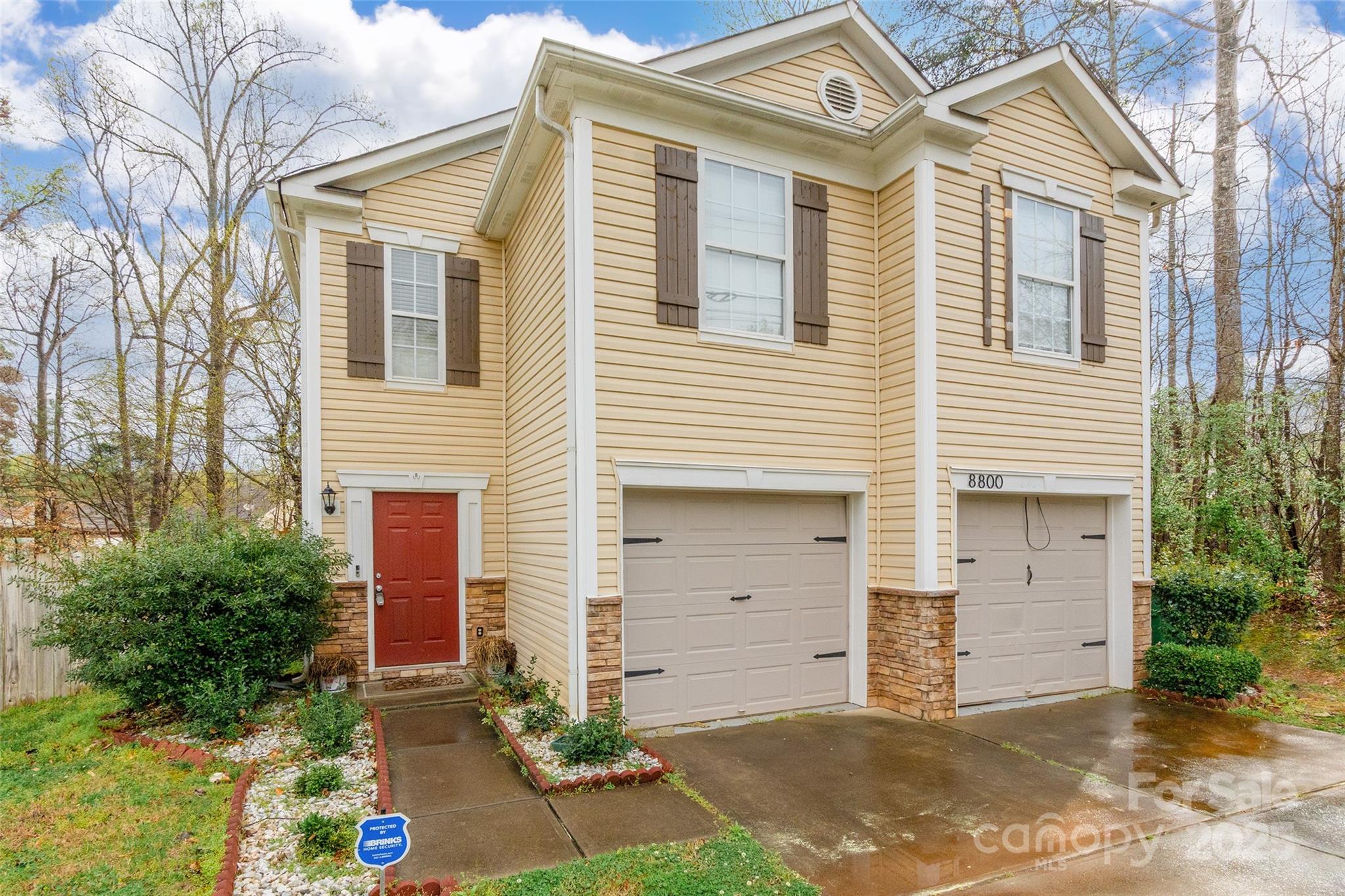 8800 Old Potters Road