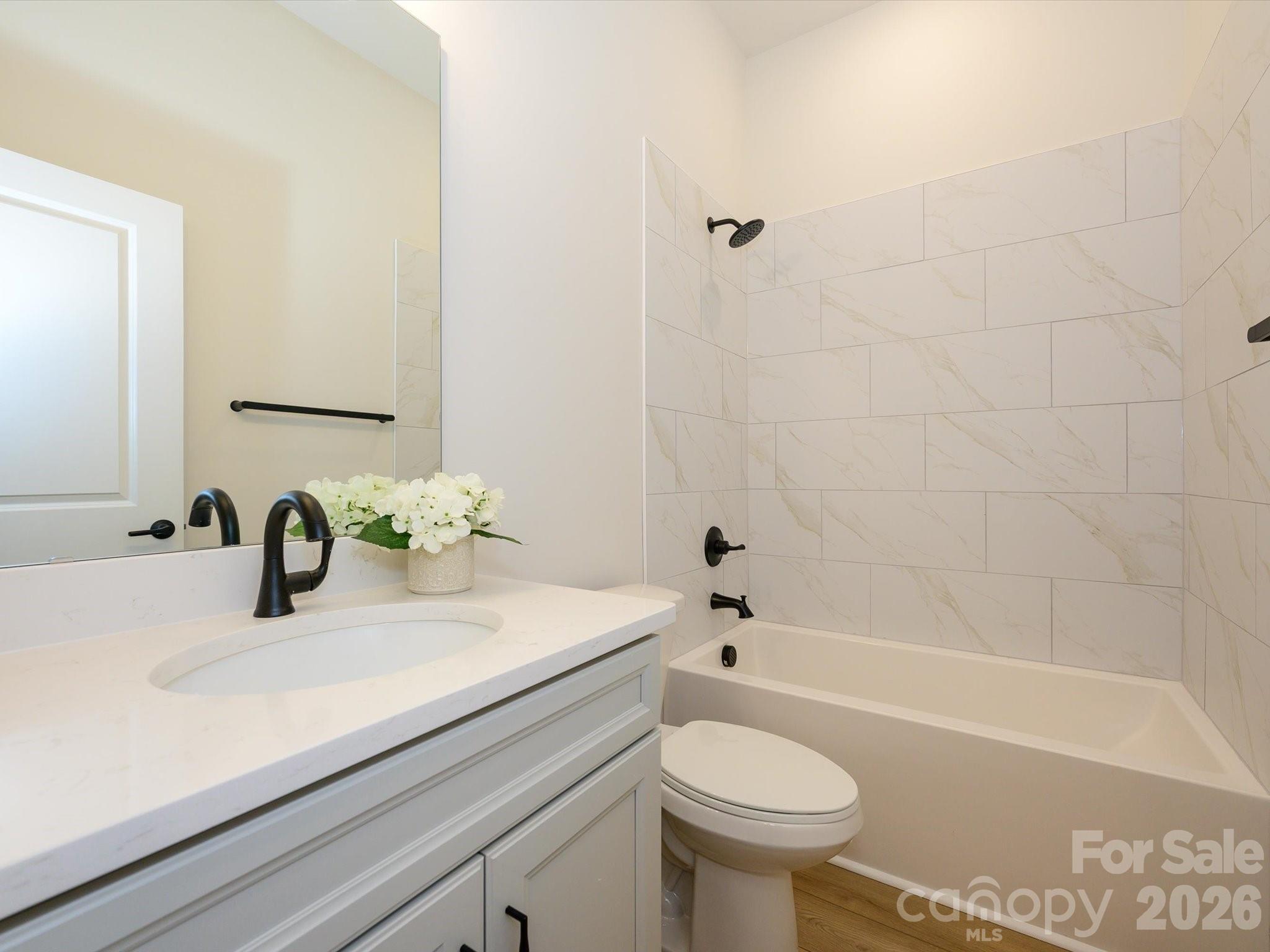 Encore At Streamside - Residential