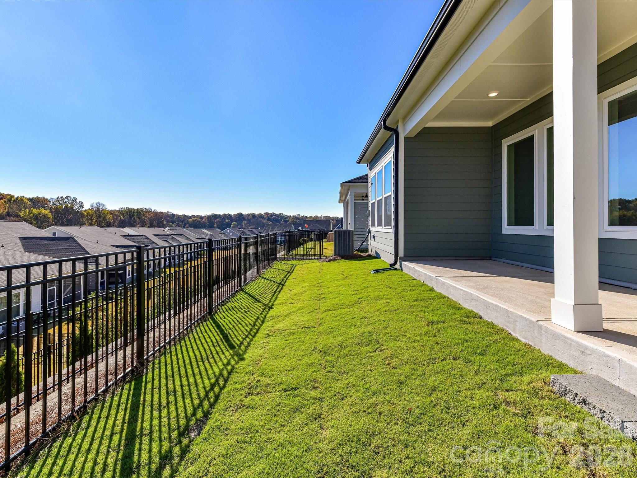 Encore At Streamside - Residential