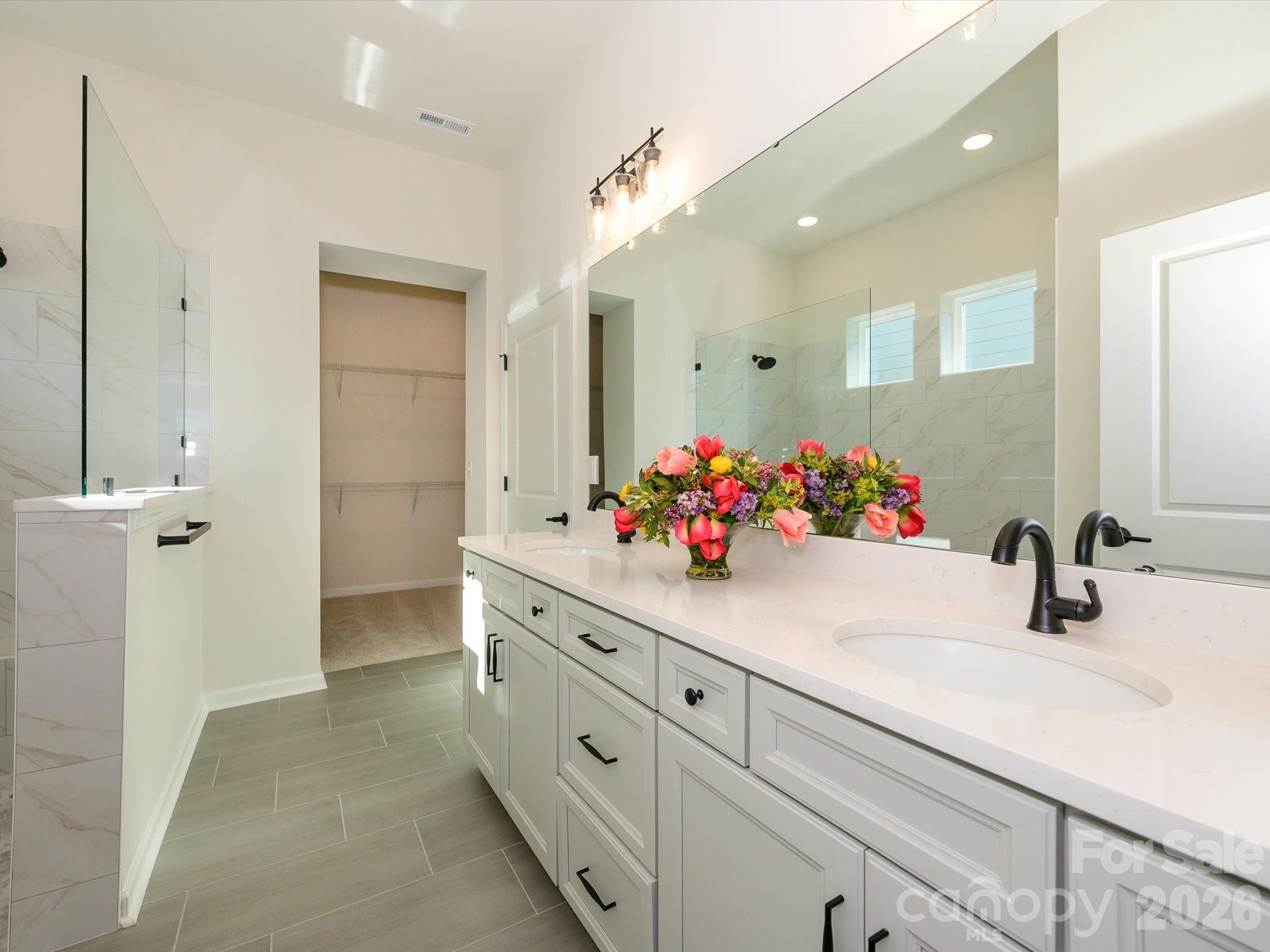 Encore At Streamside - Residential