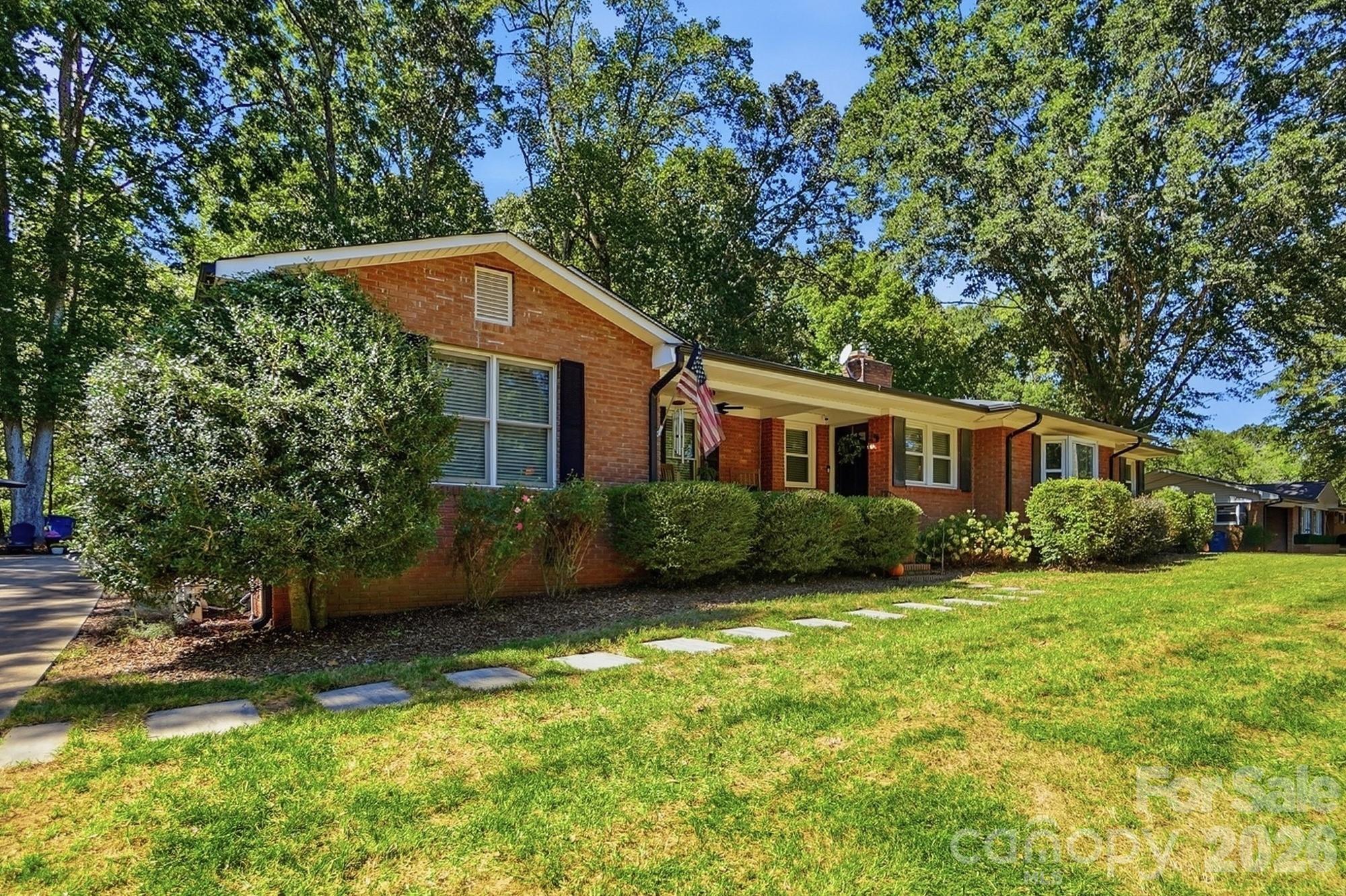 4925 Fulton Court