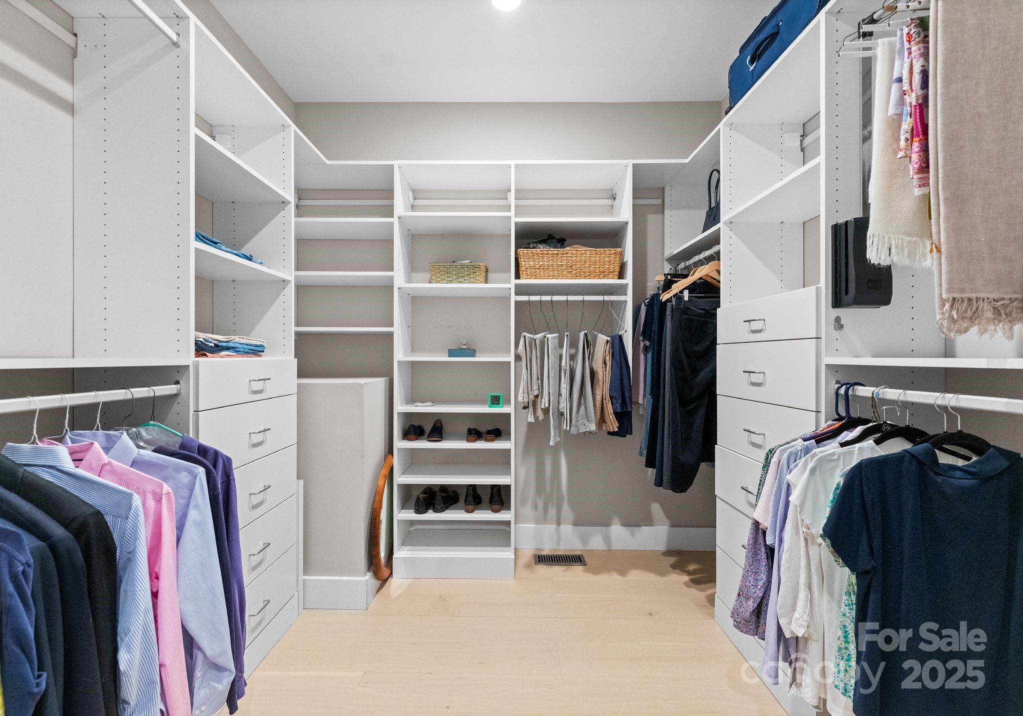 Mammoth Oaks - Residential