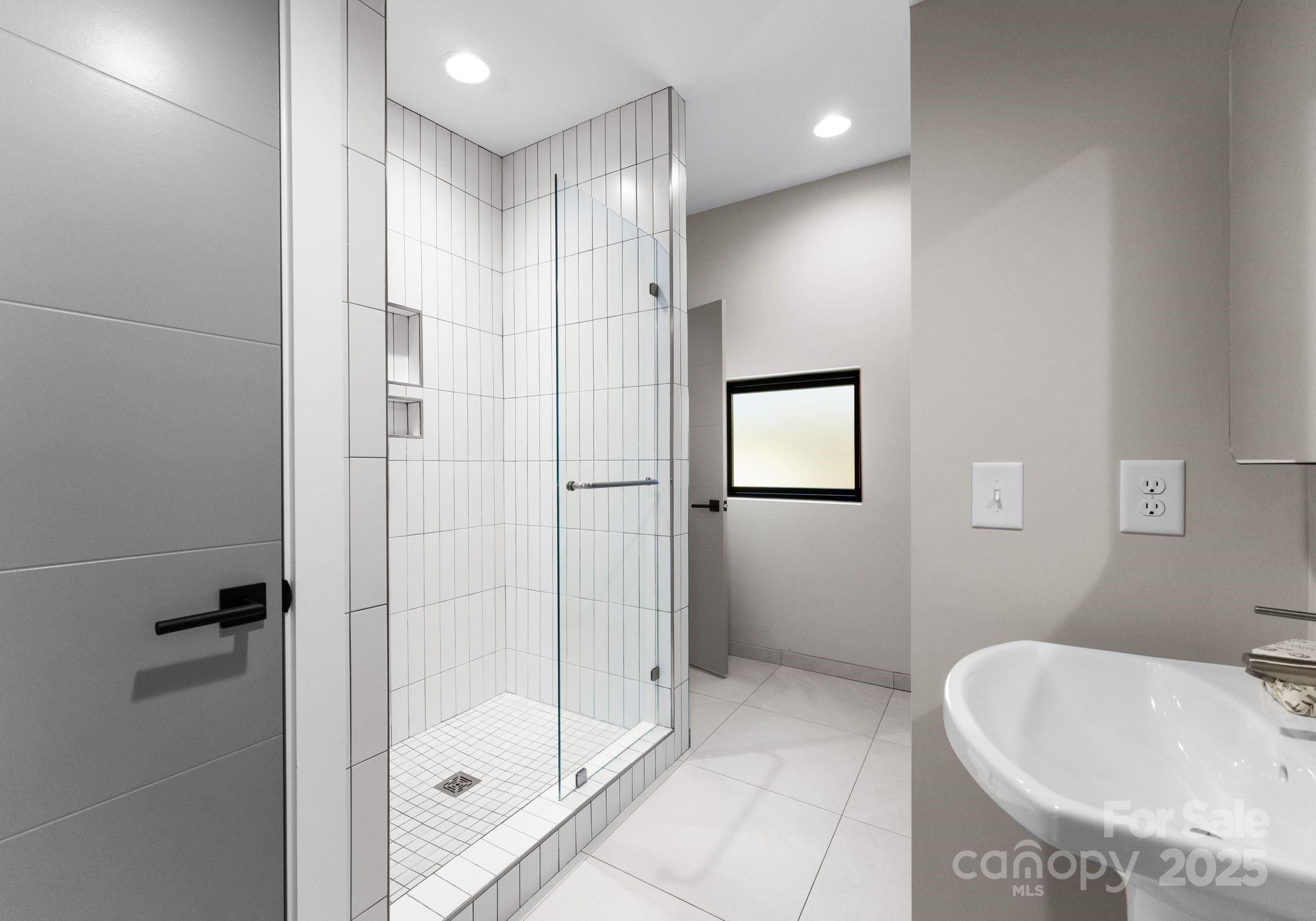 Mammoth Oaks - Residential