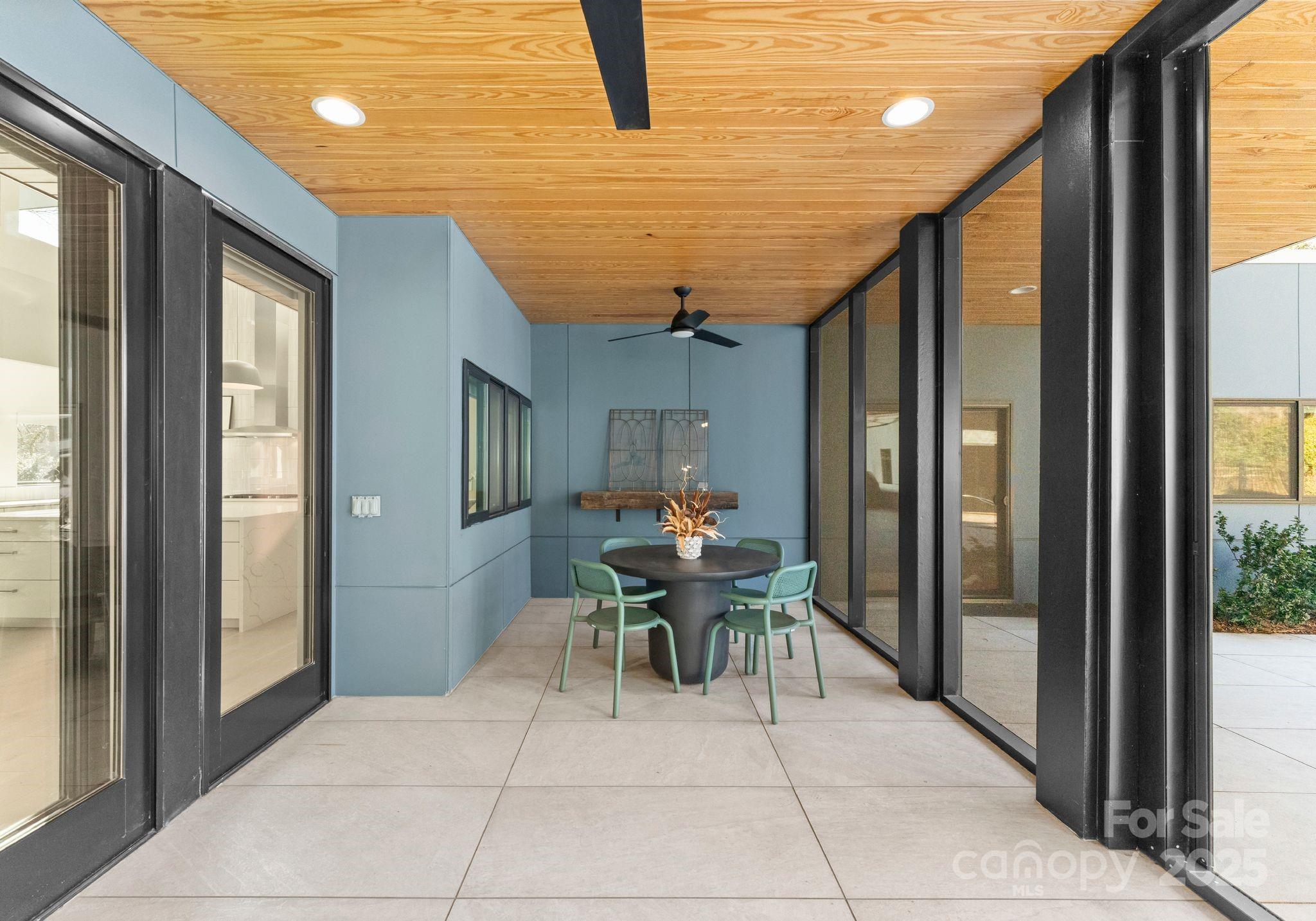 Mammoth Oaks - Residential