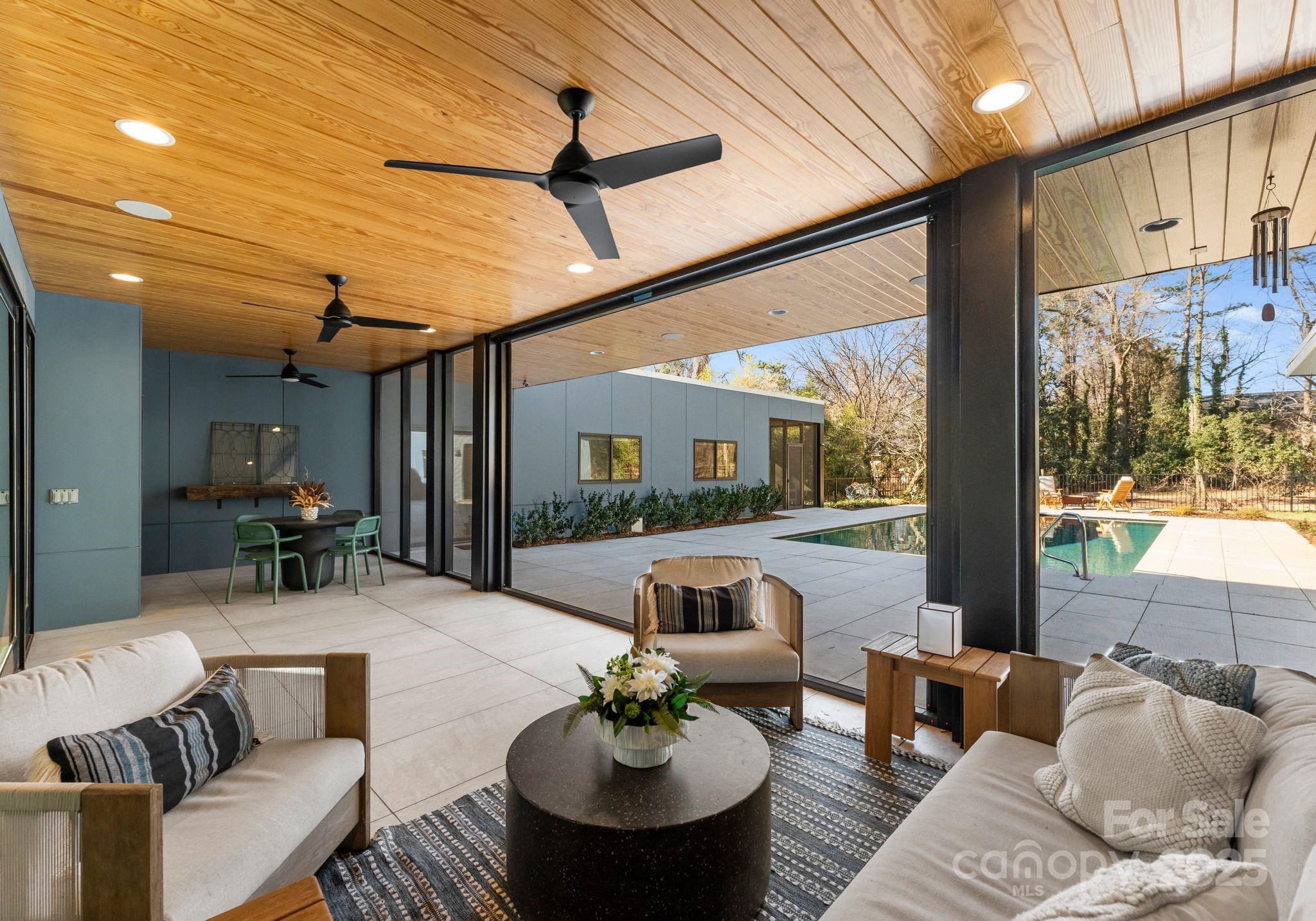 Mammoth Oaks - Residential