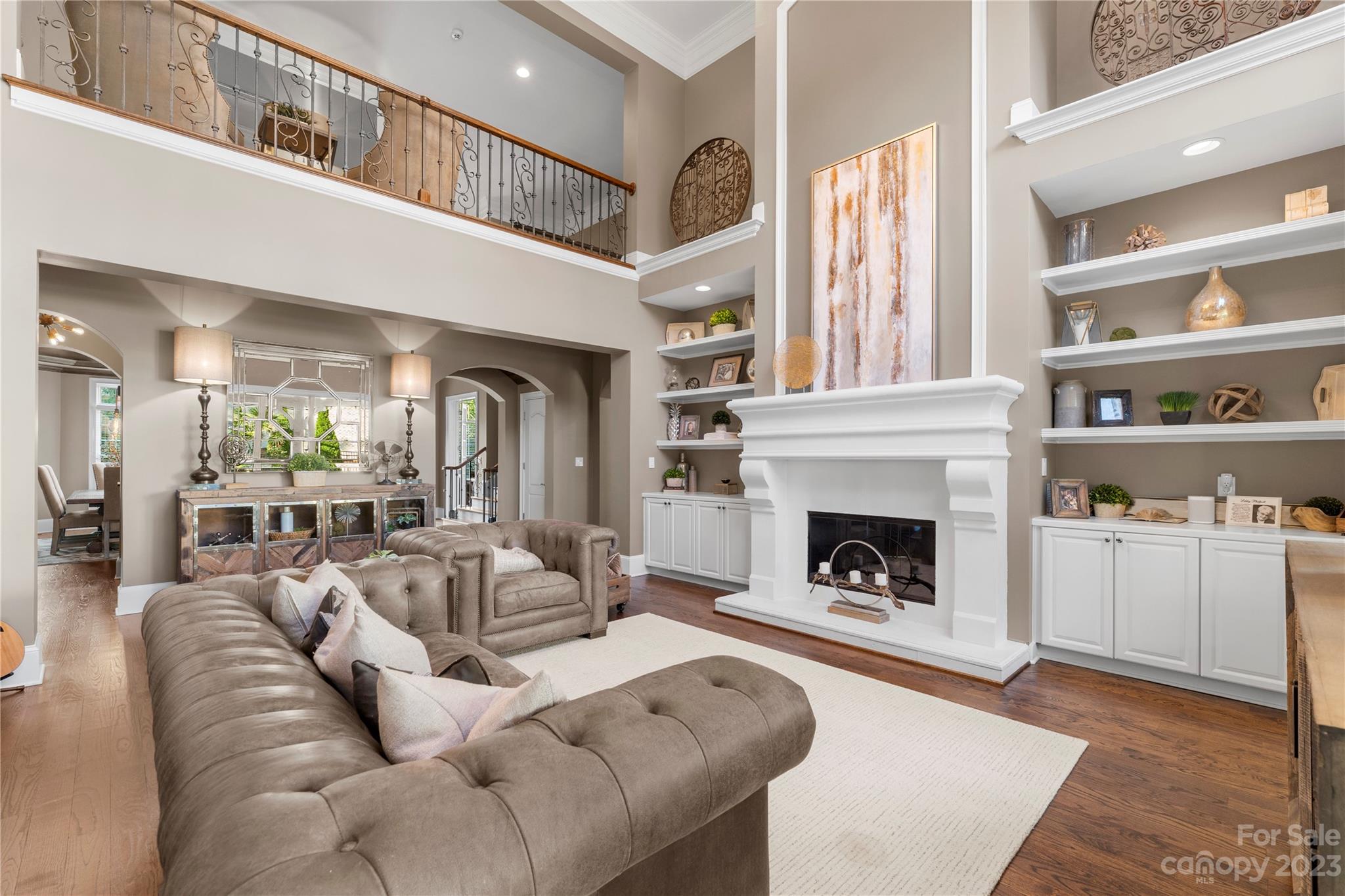 The Peninsula - Residential