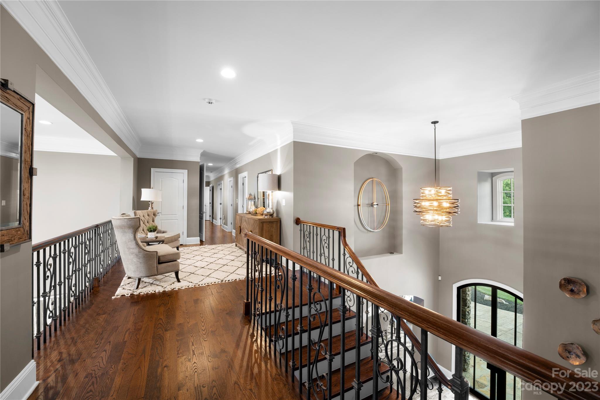 The Peninsula - Residential