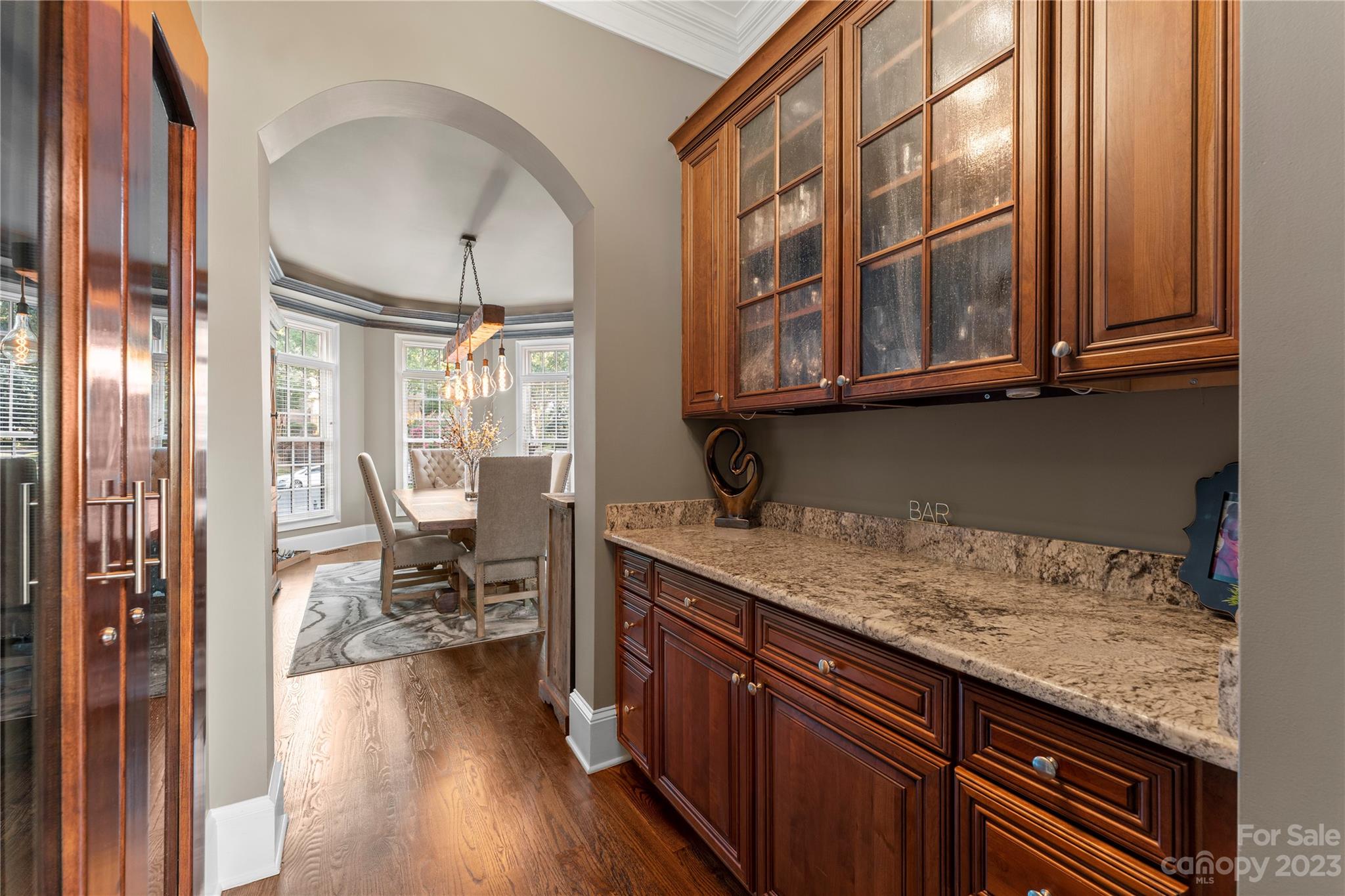 The Peninsula - Residential