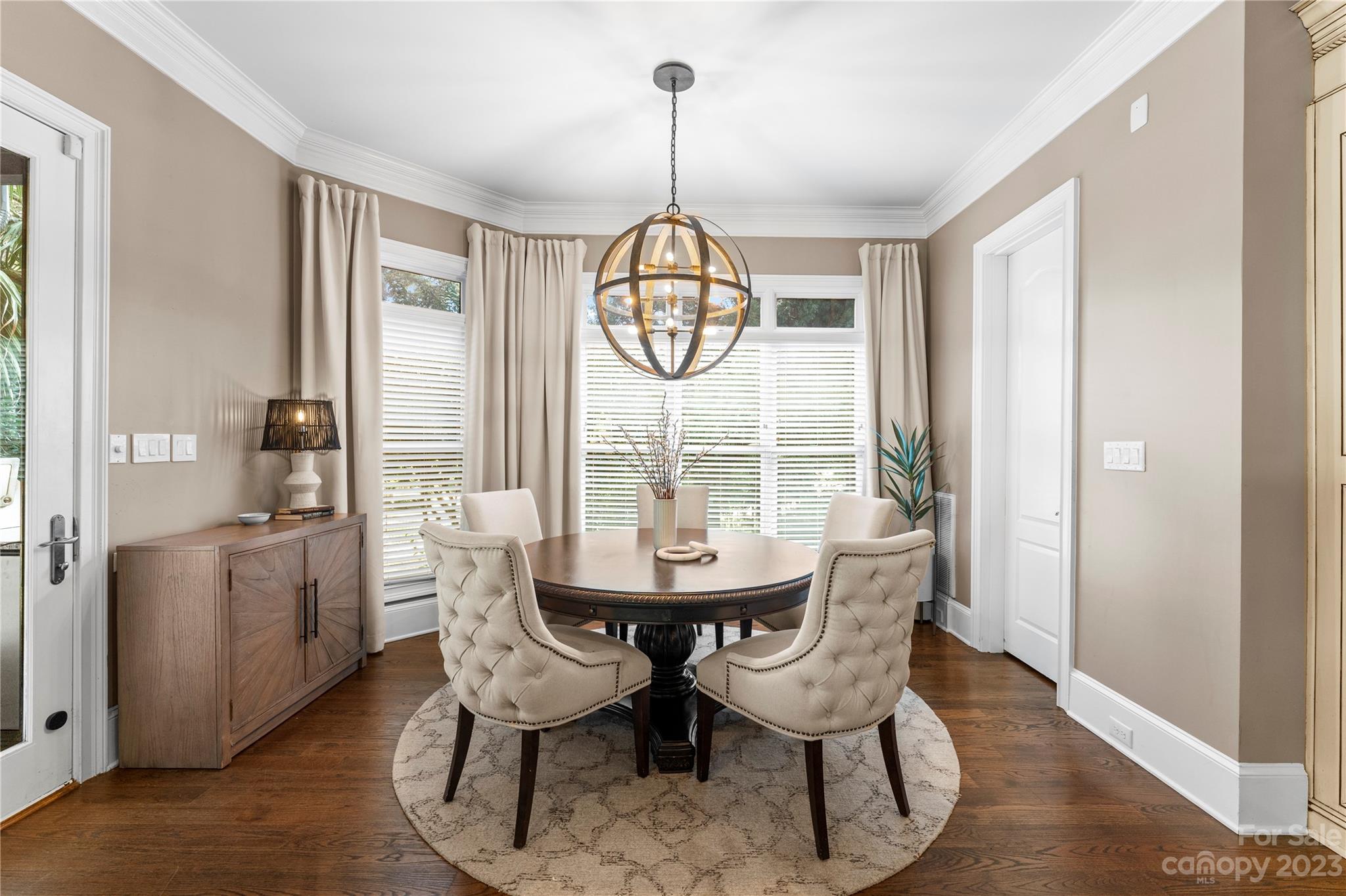 The Peninsula - Residential