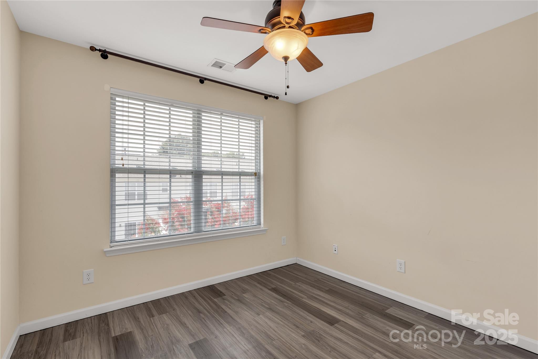 Ridge Pointe - Residential