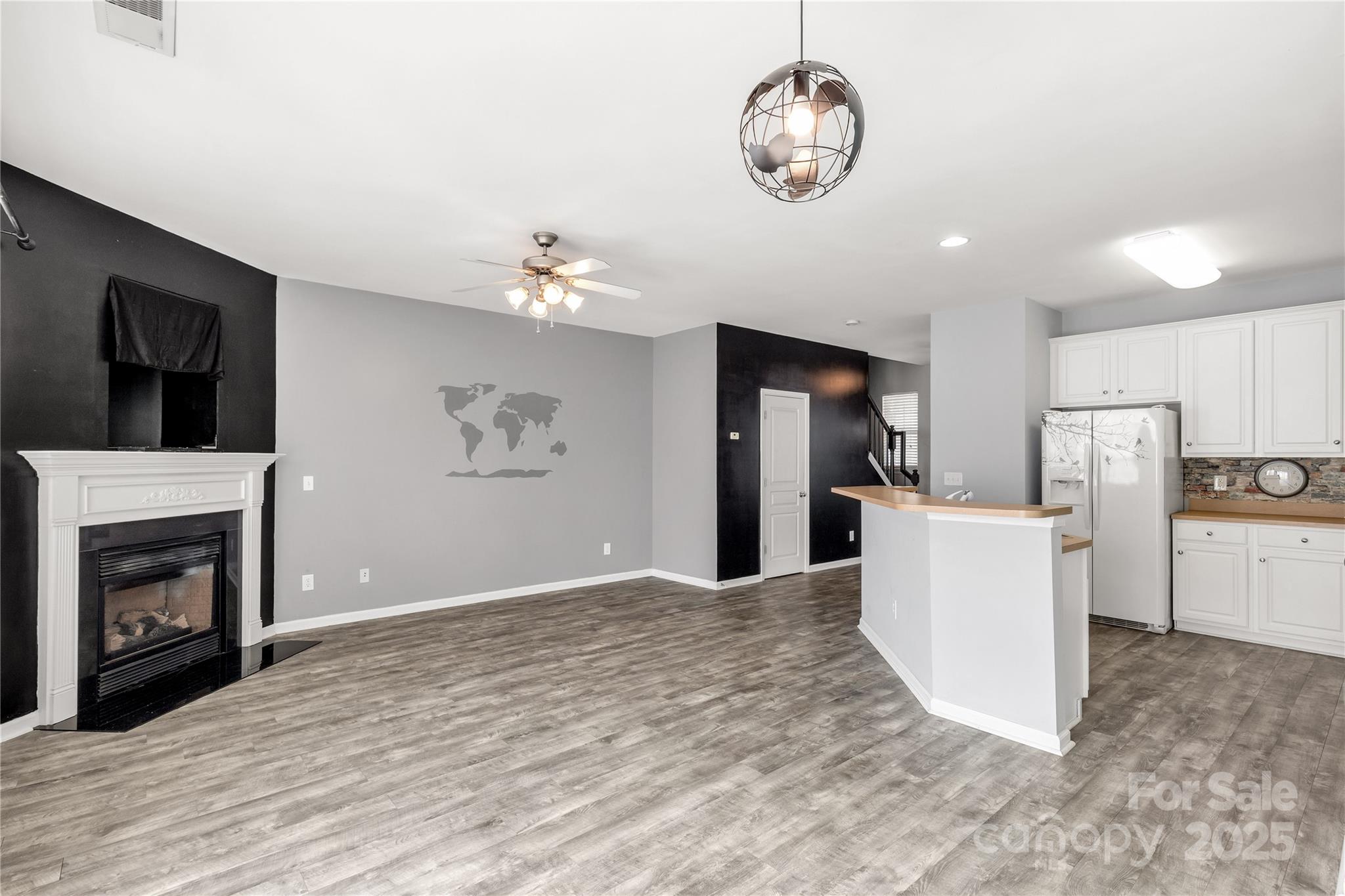 Ridge Pointe - Residential