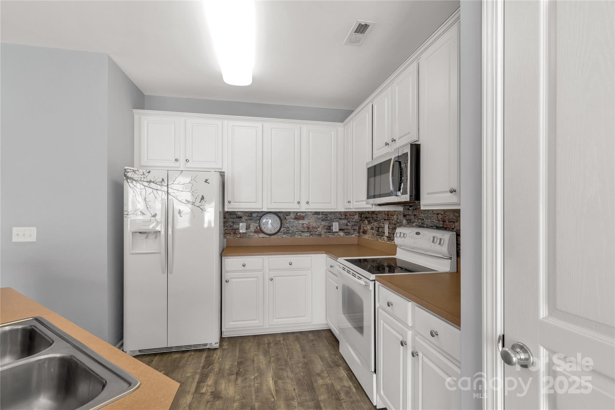 Ridge Pointe - Residential