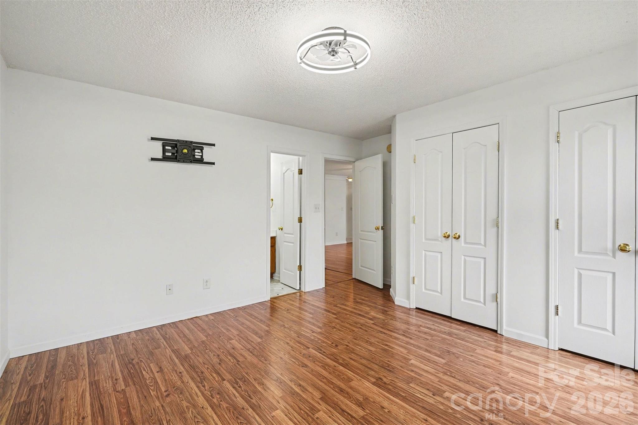 Crestdale Crossing - Residential