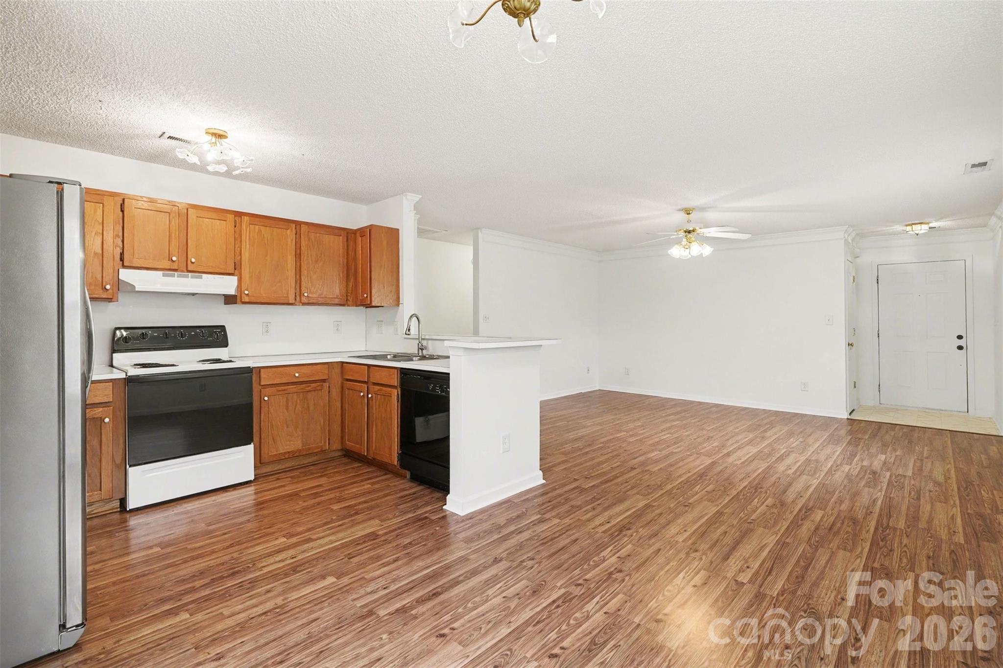 Crestdale Crossing - Residential