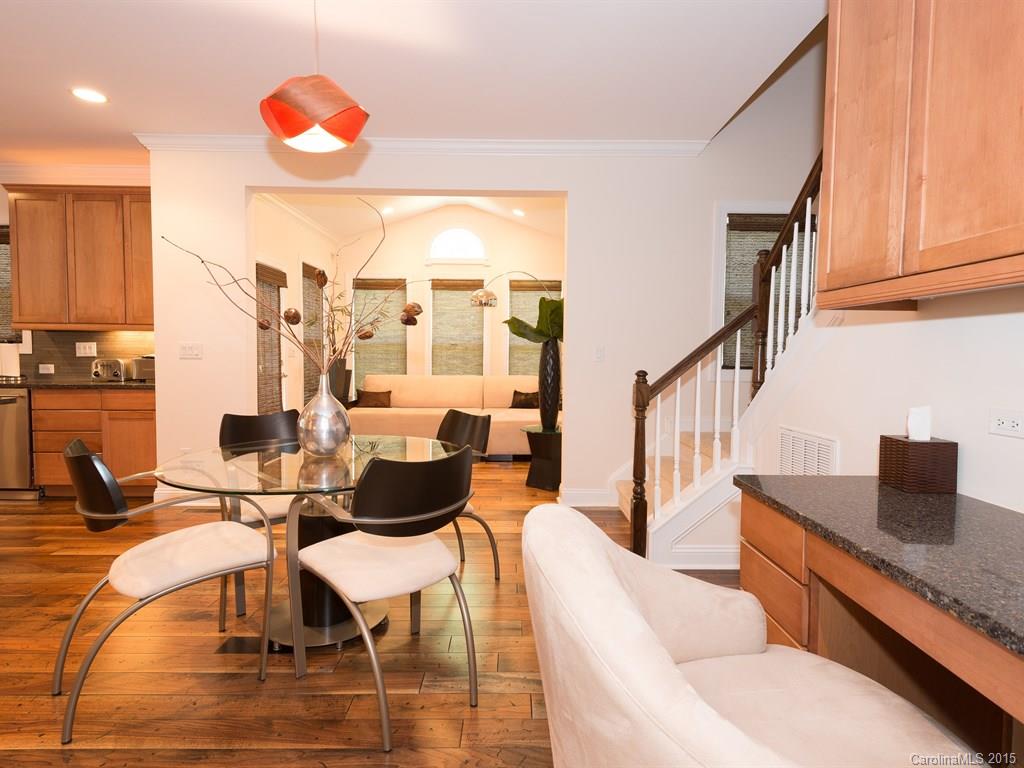 Hollister - Residential