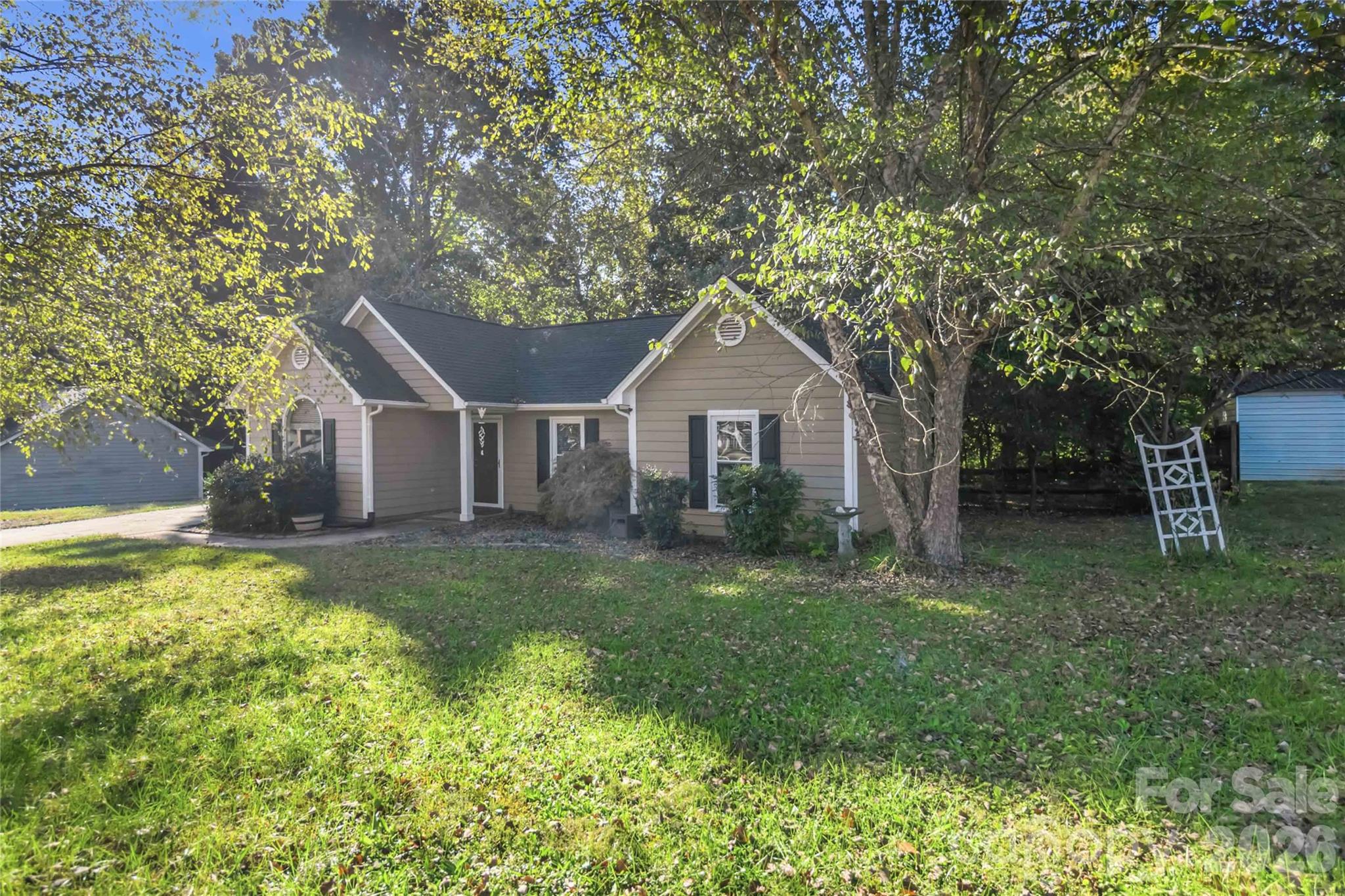 128 Weeping Willow Way