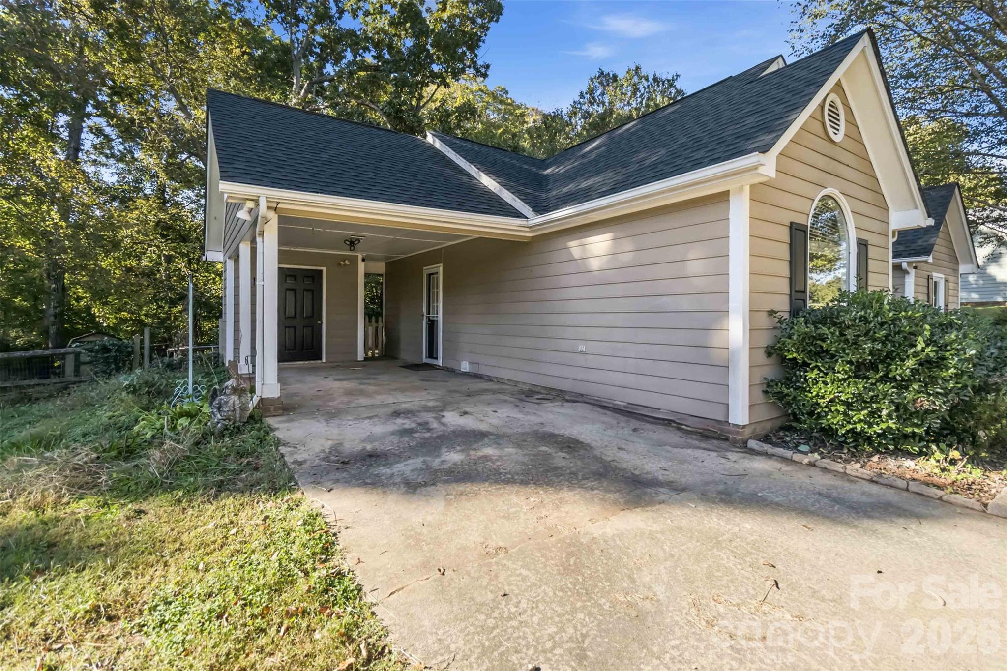 128 Weeping Willow Way