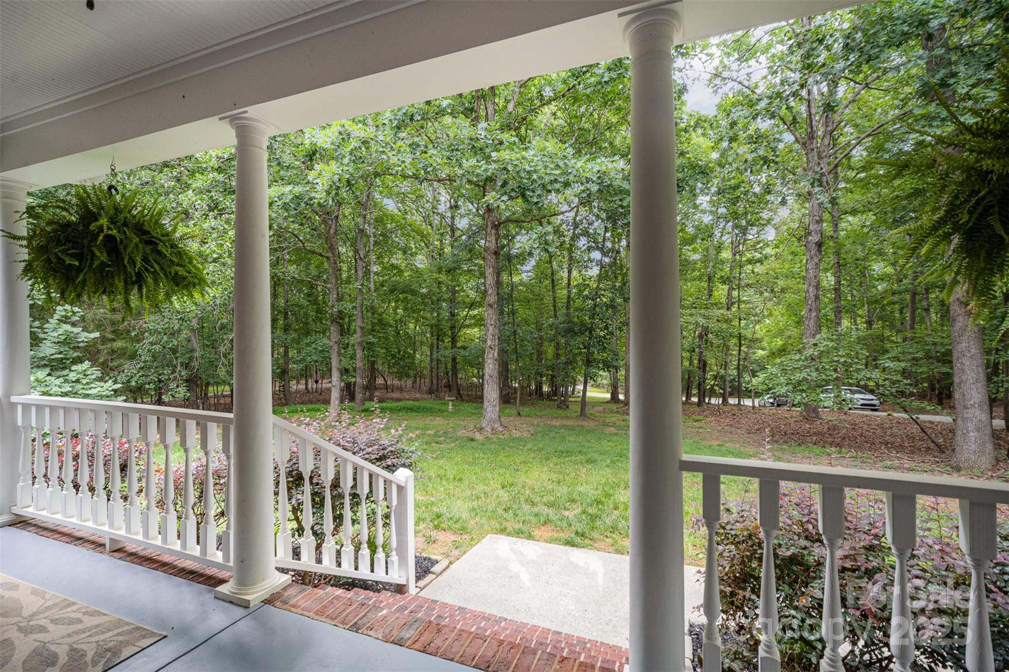 7408 Mockingbird Lane